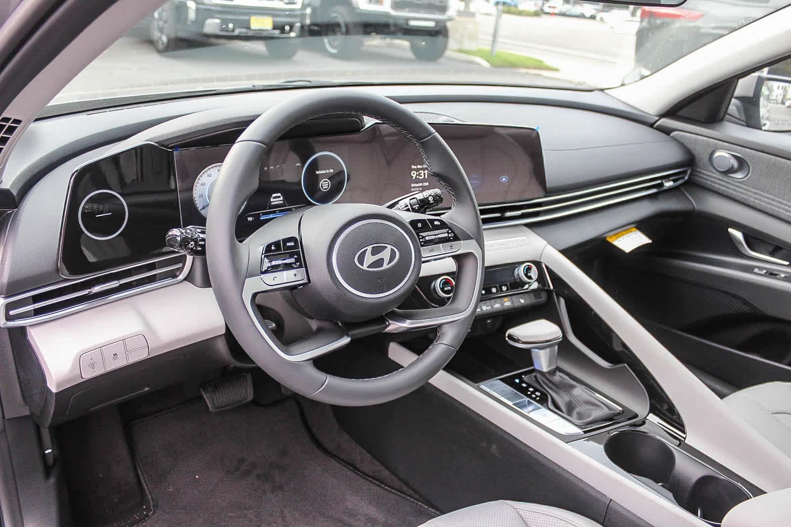 2026 Hyundai Elantra Limited - Photo 23