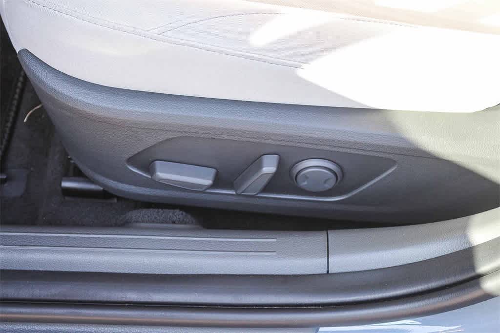 Thumbnail: 2024 Hyundai Sonata - 21