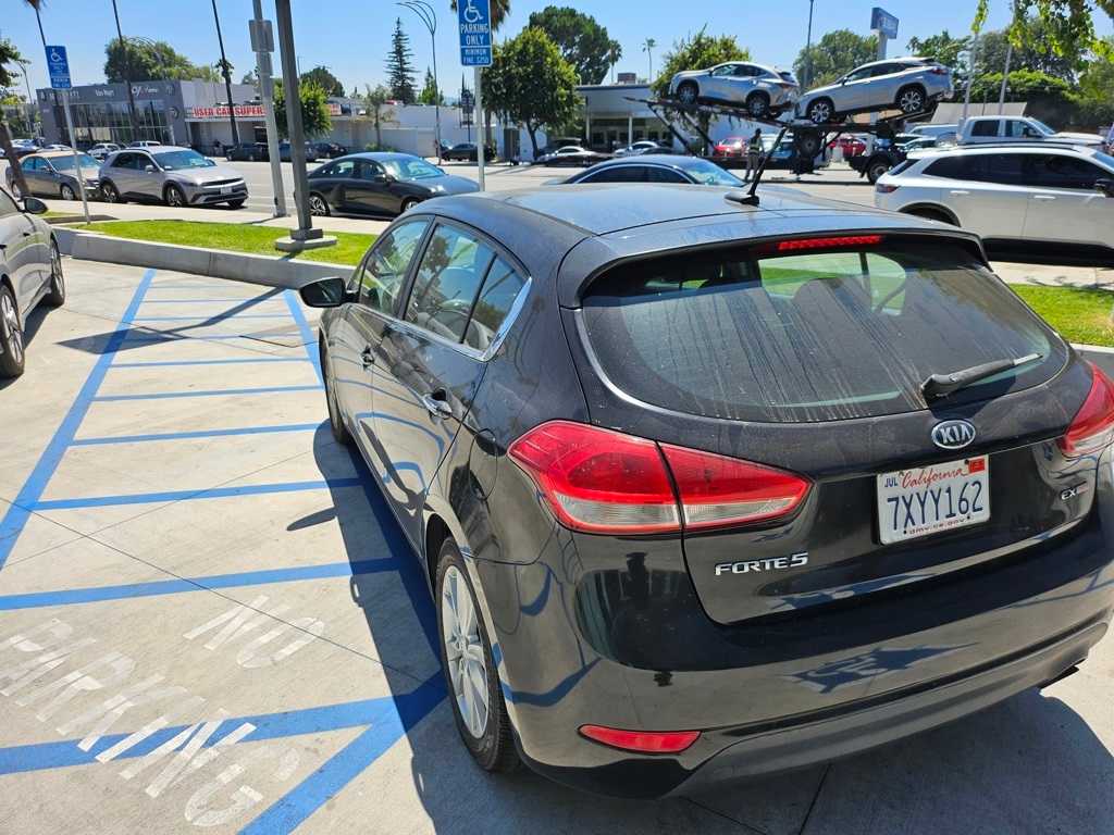 Thumbnail: 2015 Kia Forte - 20