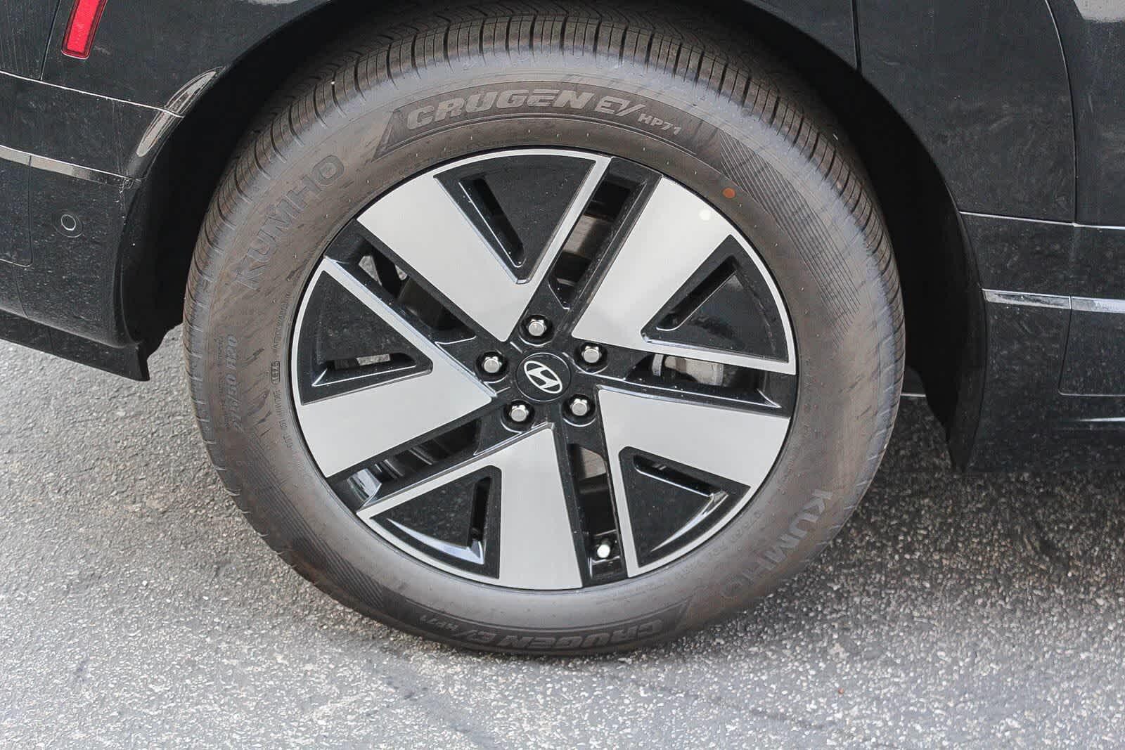 Thumbnail: 2026 Hyundai Ioniq - 9