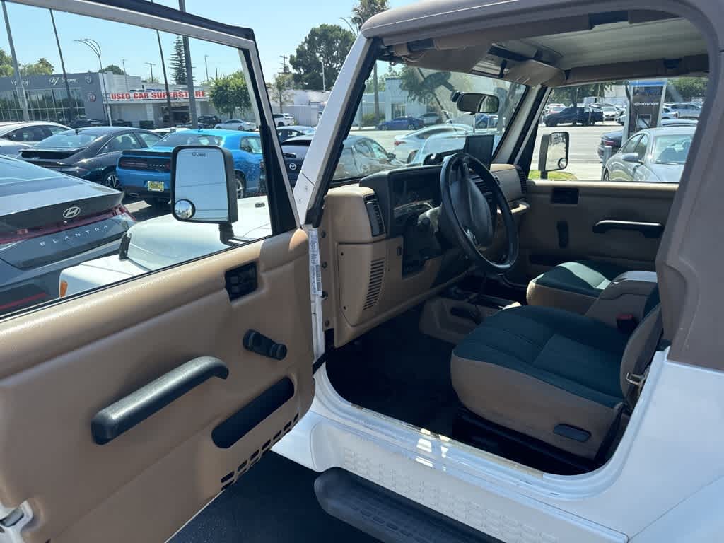 Thumbnail: 2002 Jeep Wrangler - 21