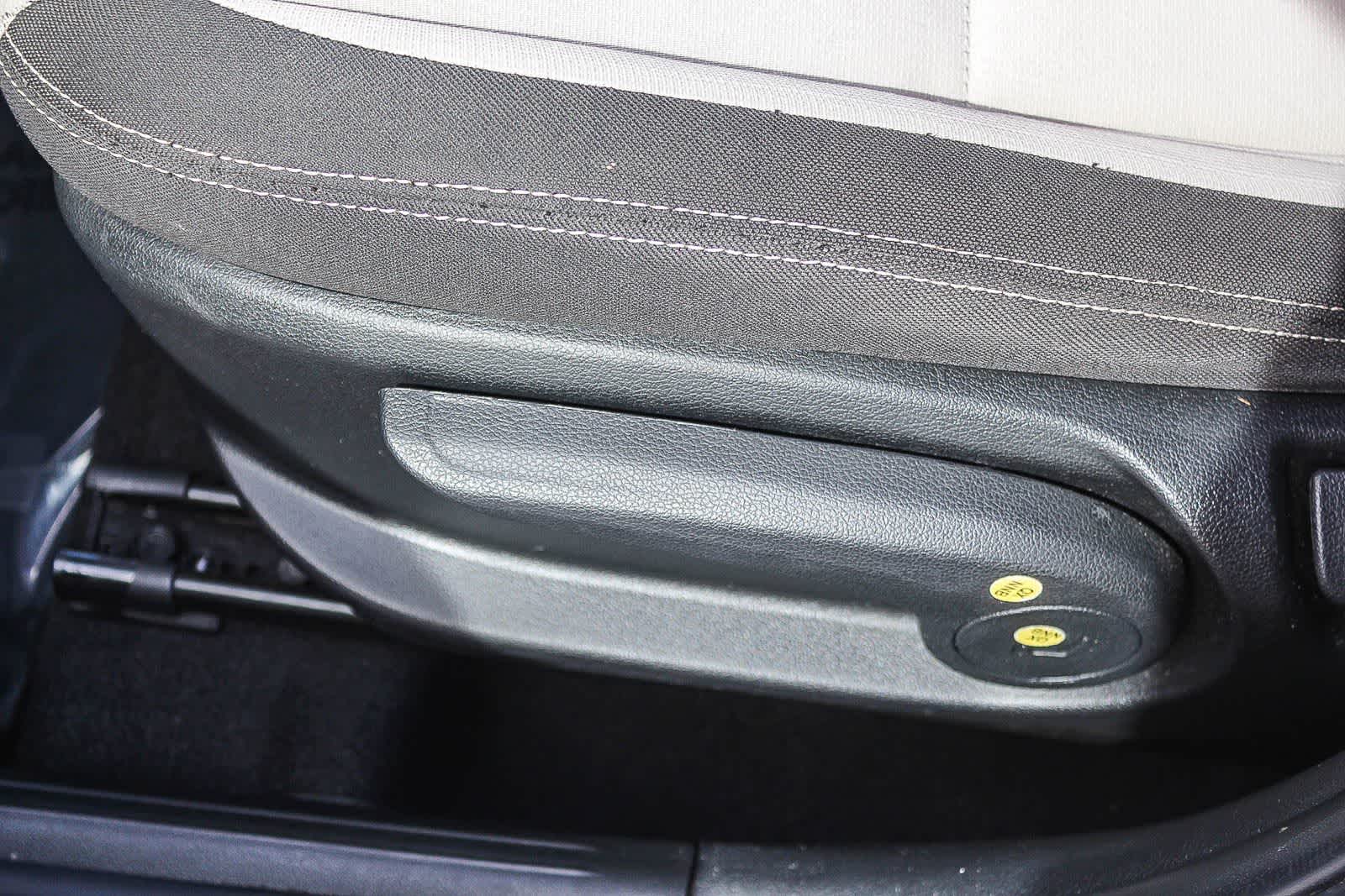 Thumbnail: 2020 Hyundai Venue - 27