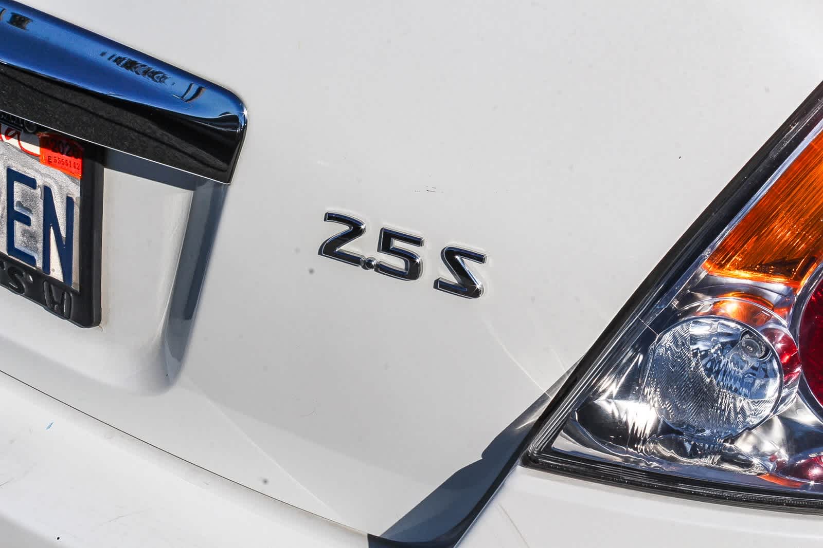 Thumbnail: 2012 Nissan Altima - 12