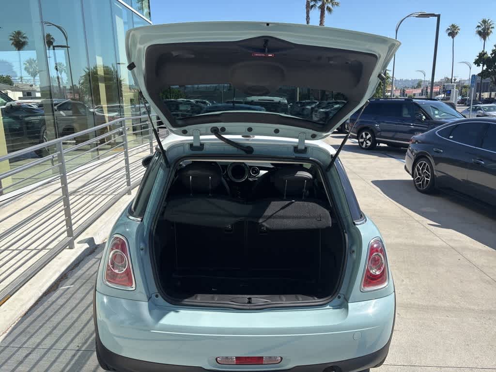 Thumbnail: 2013 MINI Cooper Hardtop - 9