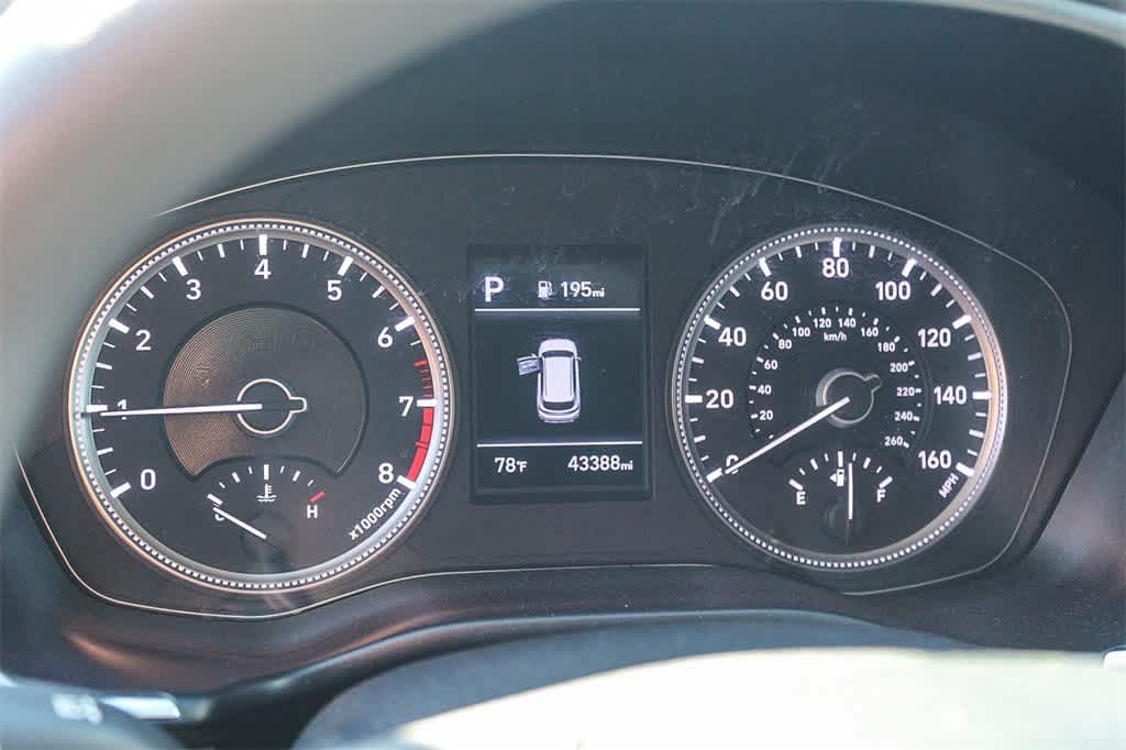 Thumbnail: 2019 Hyundai Santa Fe - 22