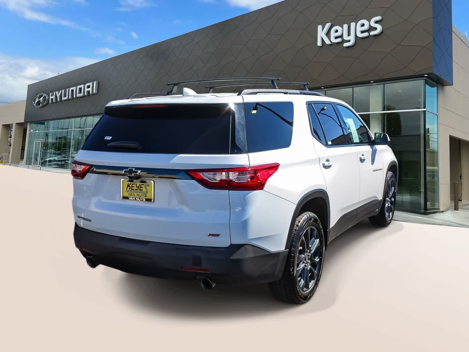 Thumbnail: 2018 Chevrolet Traverse - 4