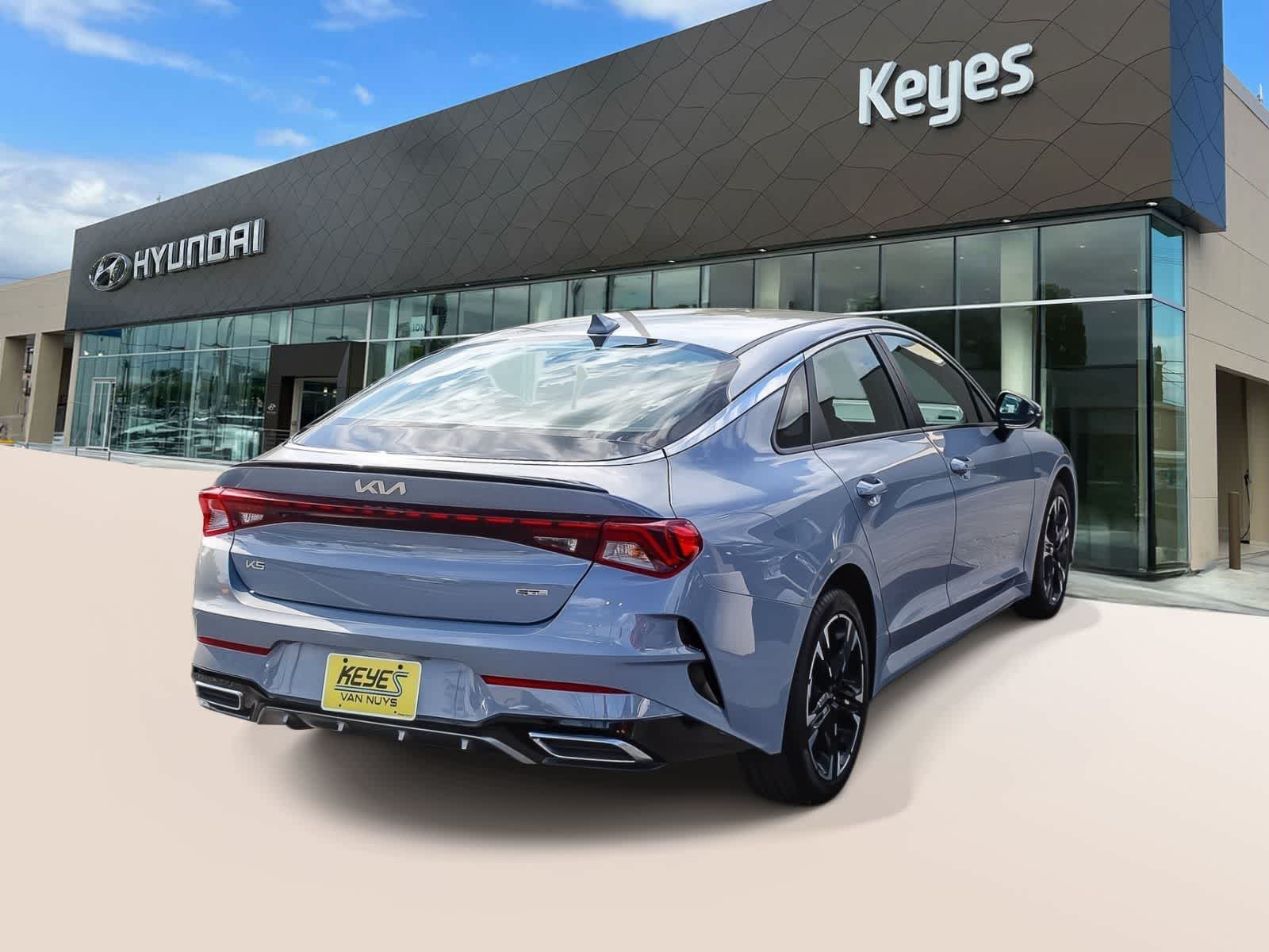Thumbnail: 2023 Kia K5 - 4