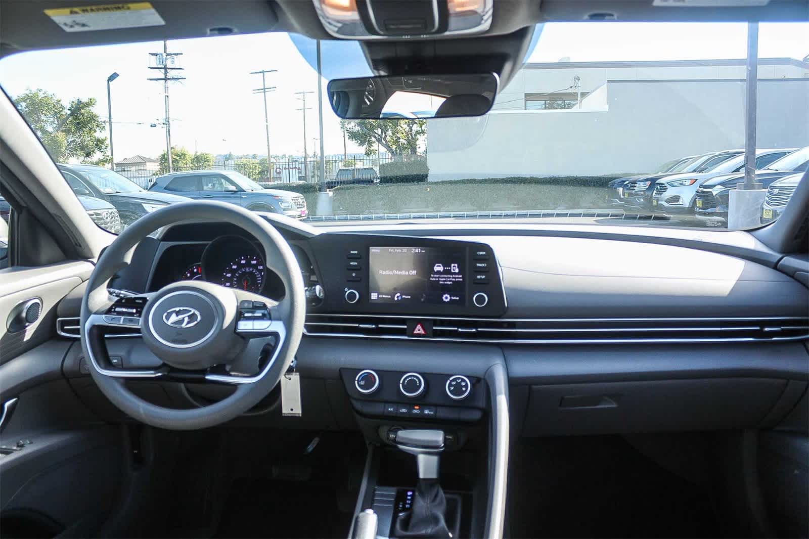 Thumbnail: 2023 Hyundai Elantra - 16