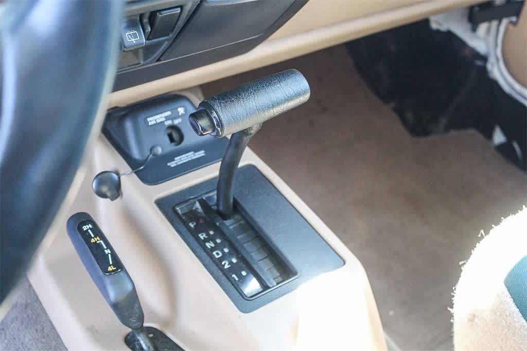 Thumbnail: 2002 Jeep Wrangler - 17