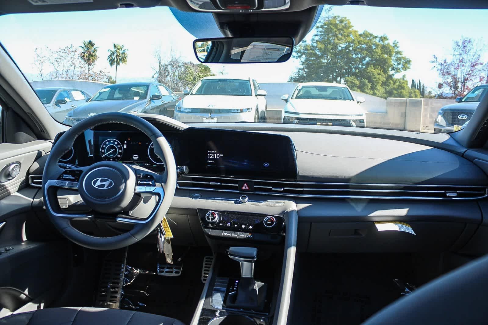 Thumbnail: 2025 Hyundai Elantra - 14