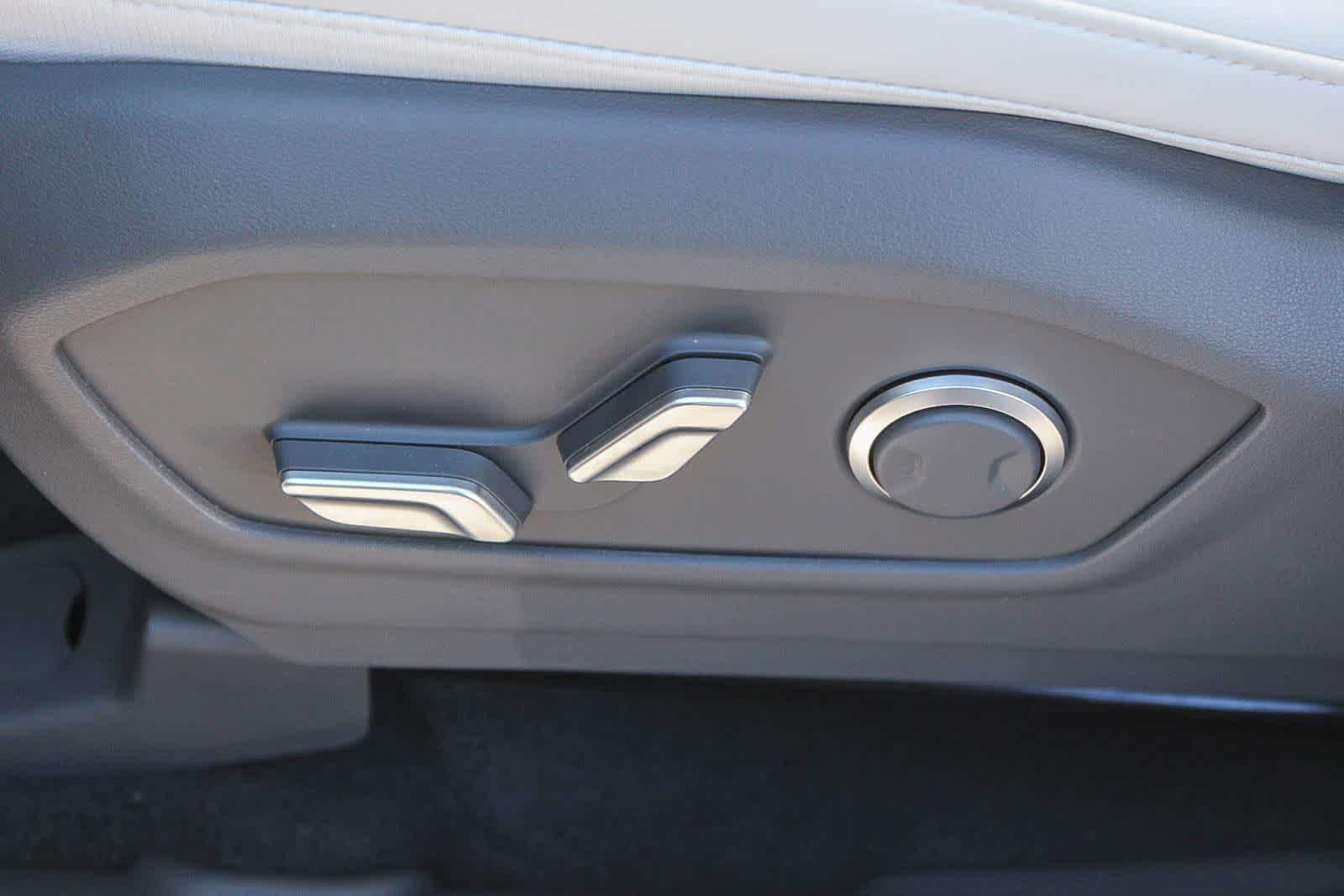 Thumbnail: 2026 Hyundai Santa Fe - 28