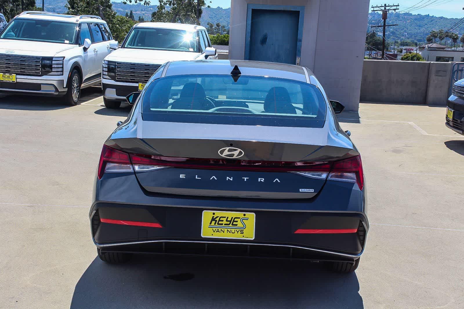 Thumbnail: 2026 Hyundai Elantra - 6