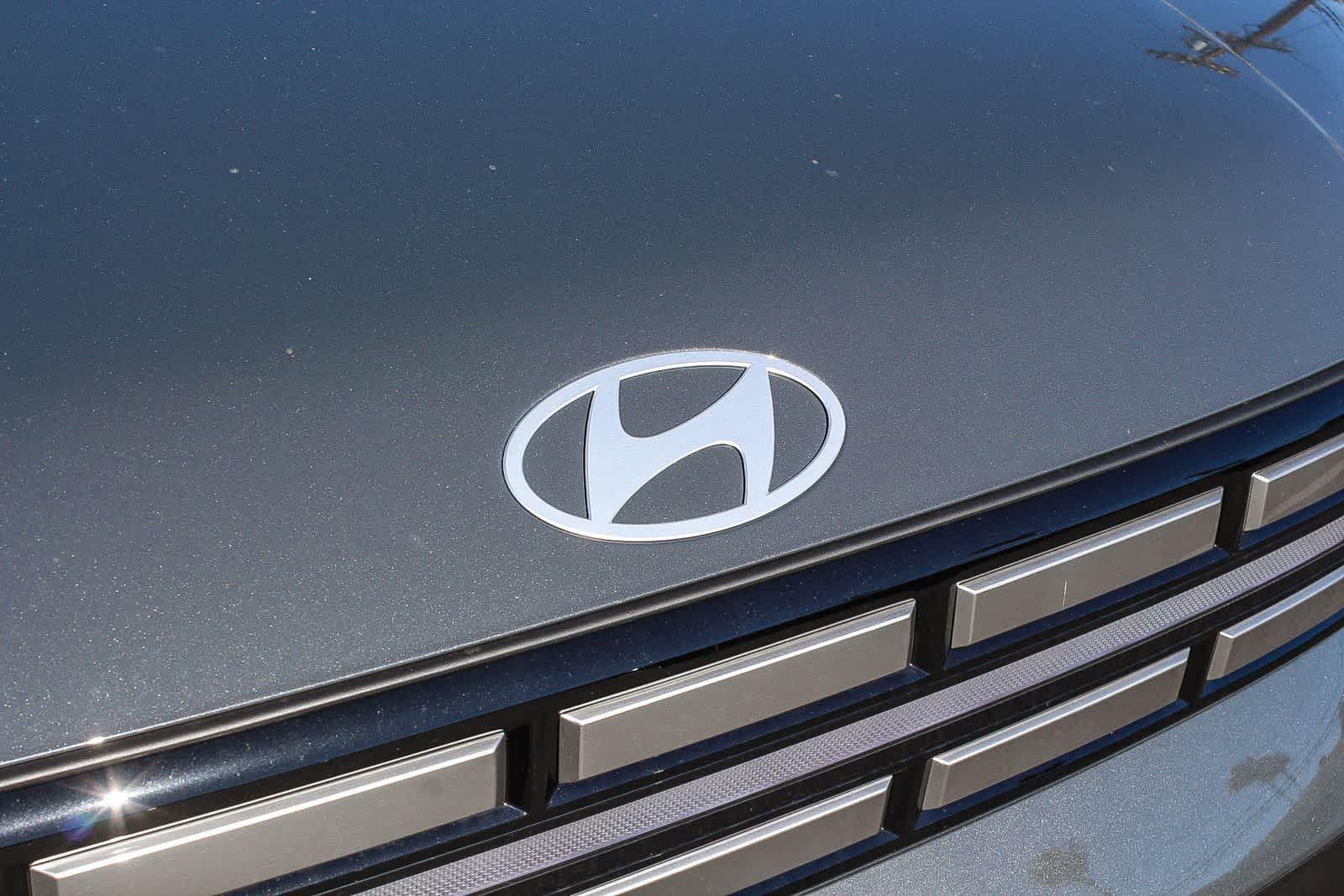Thumbnail: 2026 Hyundai Santa Fe - 13