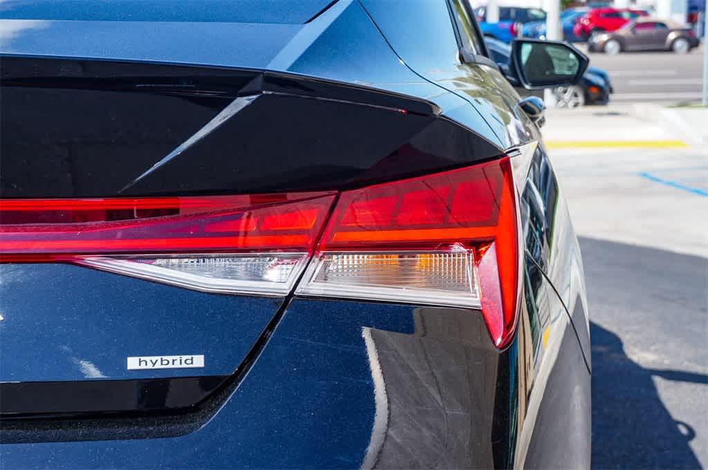 Thumbnail: 2025 Hyundai Elantra - 9