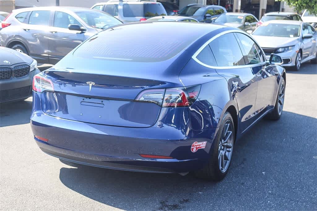 Thumbnail: 2018 Tesla Model 3 - 4