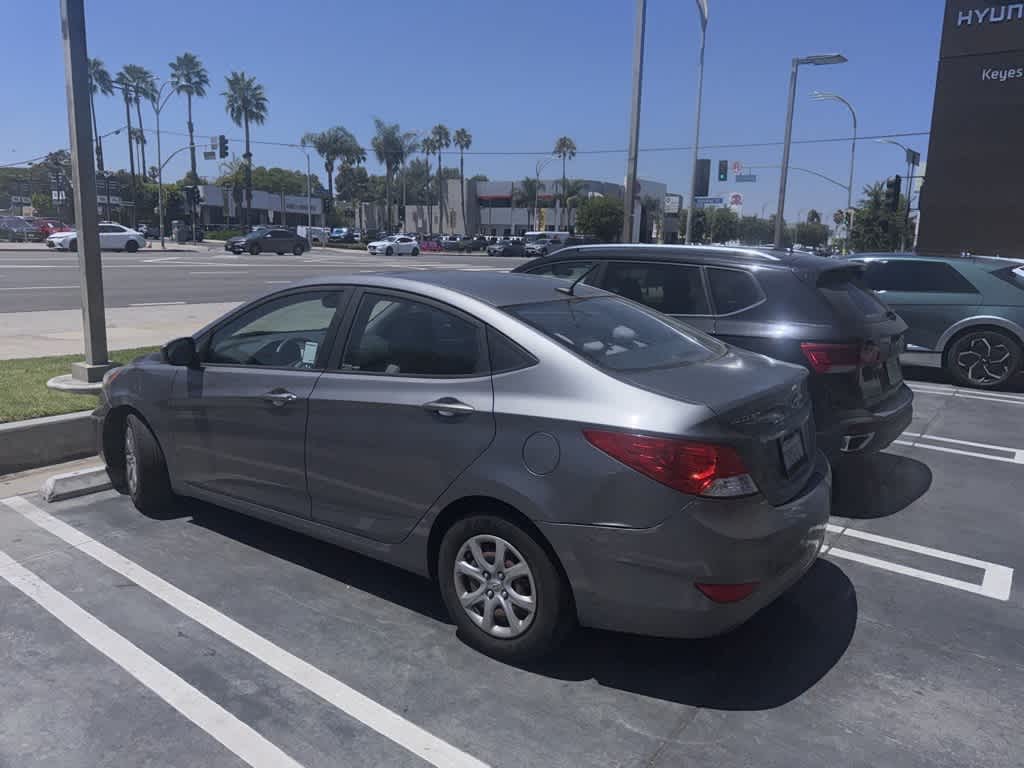 Thumbnail: 2013 Hyundai Accent - 22