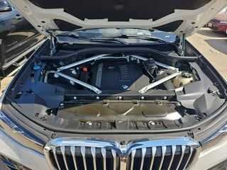 Thumbnail: 2020 BMW X7 - 14