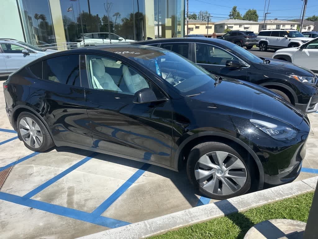 Thumbnail: 2021 Tesla Model Y - 3