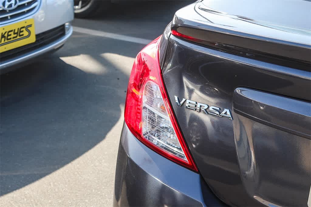 Thumbnail: 2015 Nissan Versa - 7