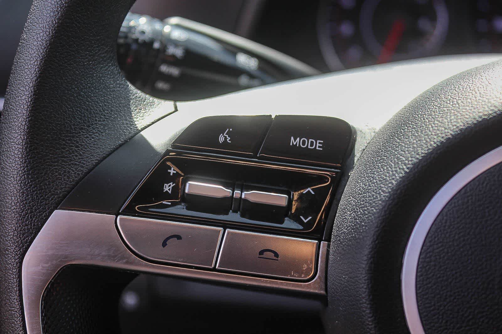 Thumbnail: 2023 Hyundai Elantra - 31