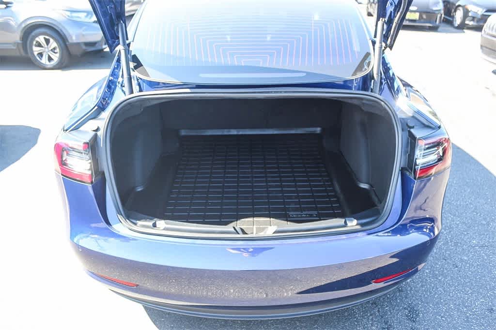 Thumbnail: 2018 Tesla Model 3 - 25