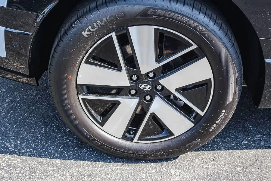 Thumbnail: 2026 Hyundai Ioniq - 9