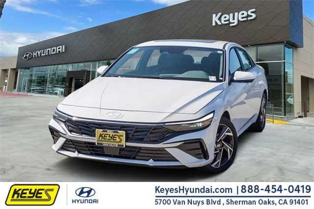 2024 Hyundai Elantra SEL -
                  Van Nuys, CA