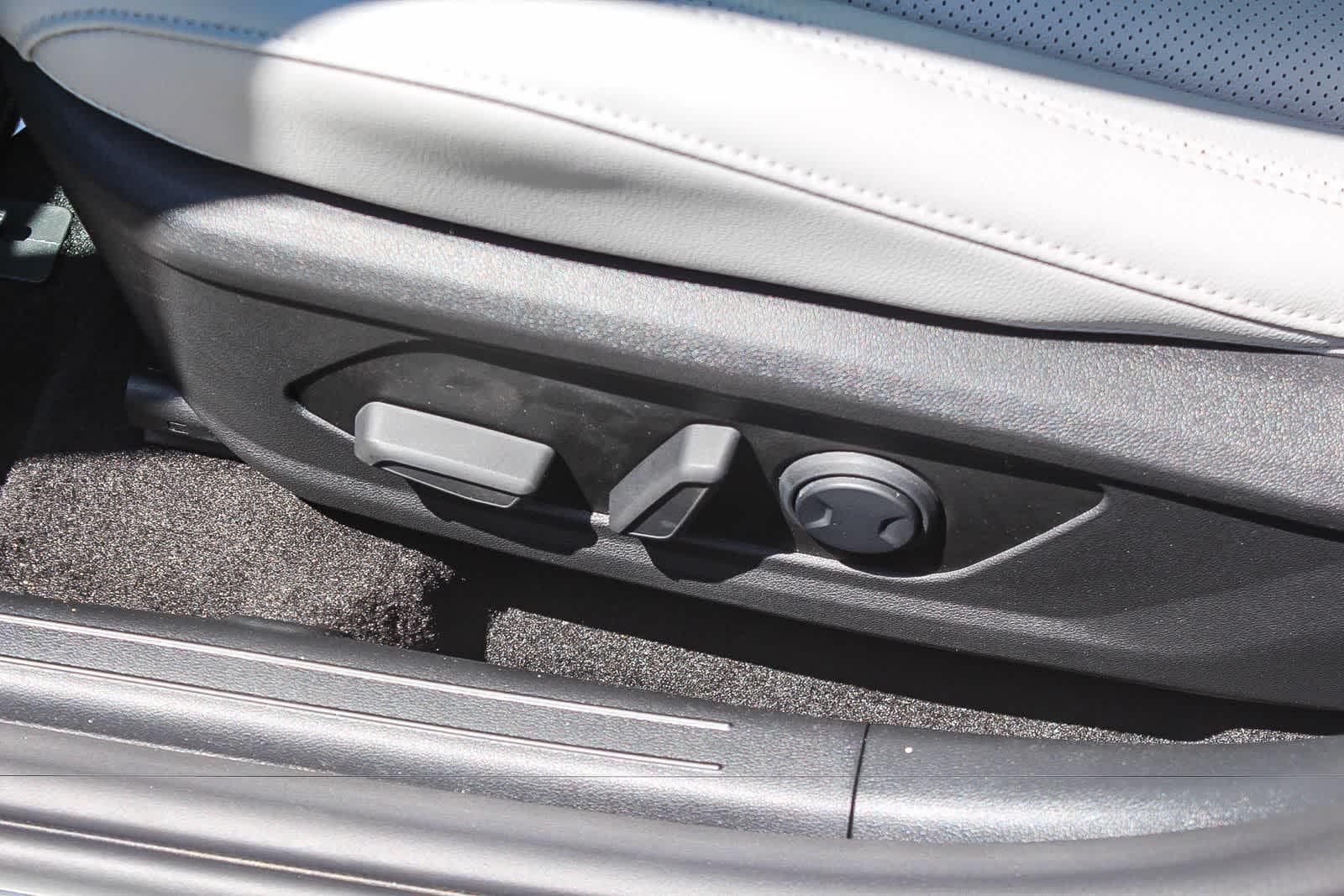 Thumbnail: 2026 Hyundai Elantra - 28