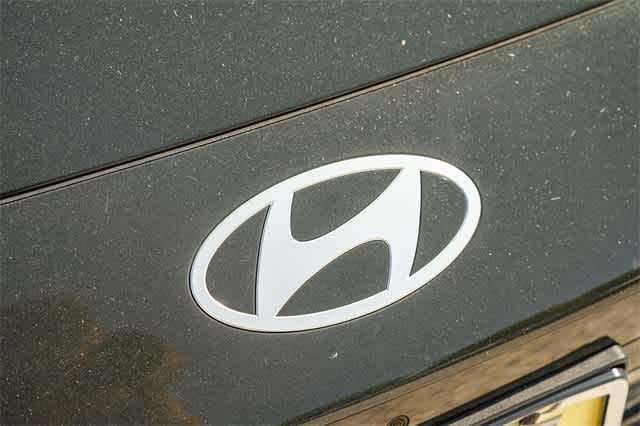 Thumbnail: 2023 Hyundai Ioniq 6 - 5