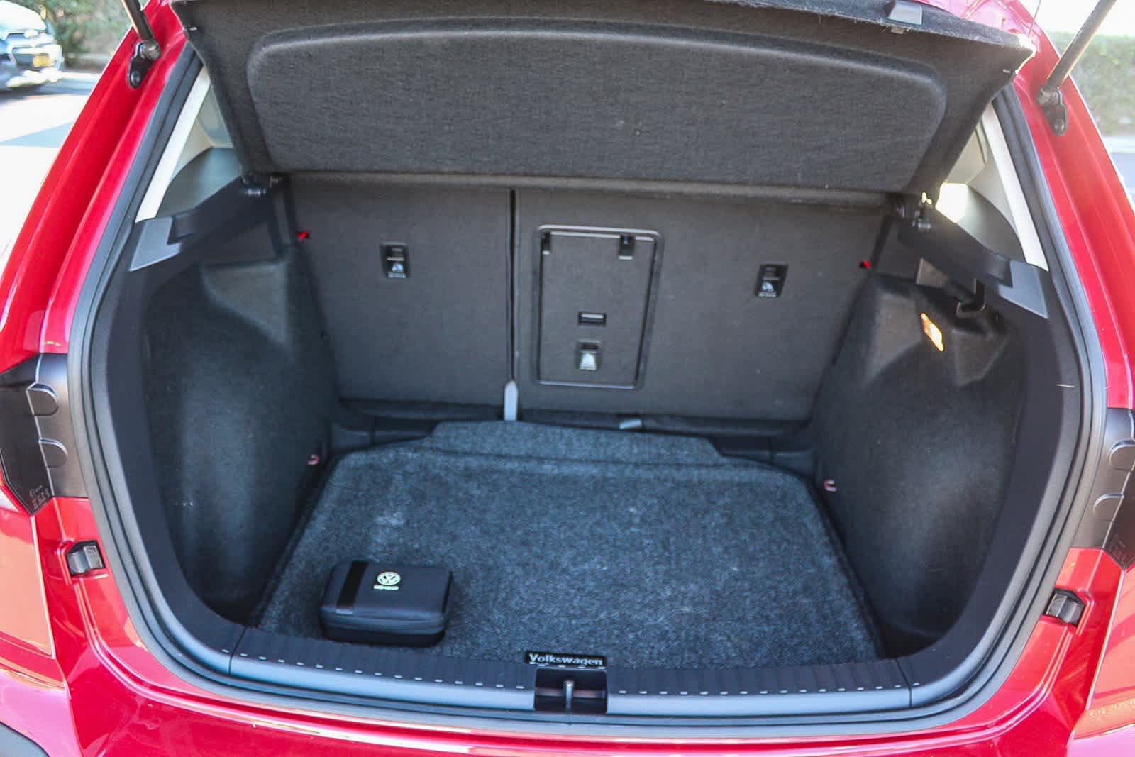 Thumbnail: 2023 Volkswagen Taos - 37