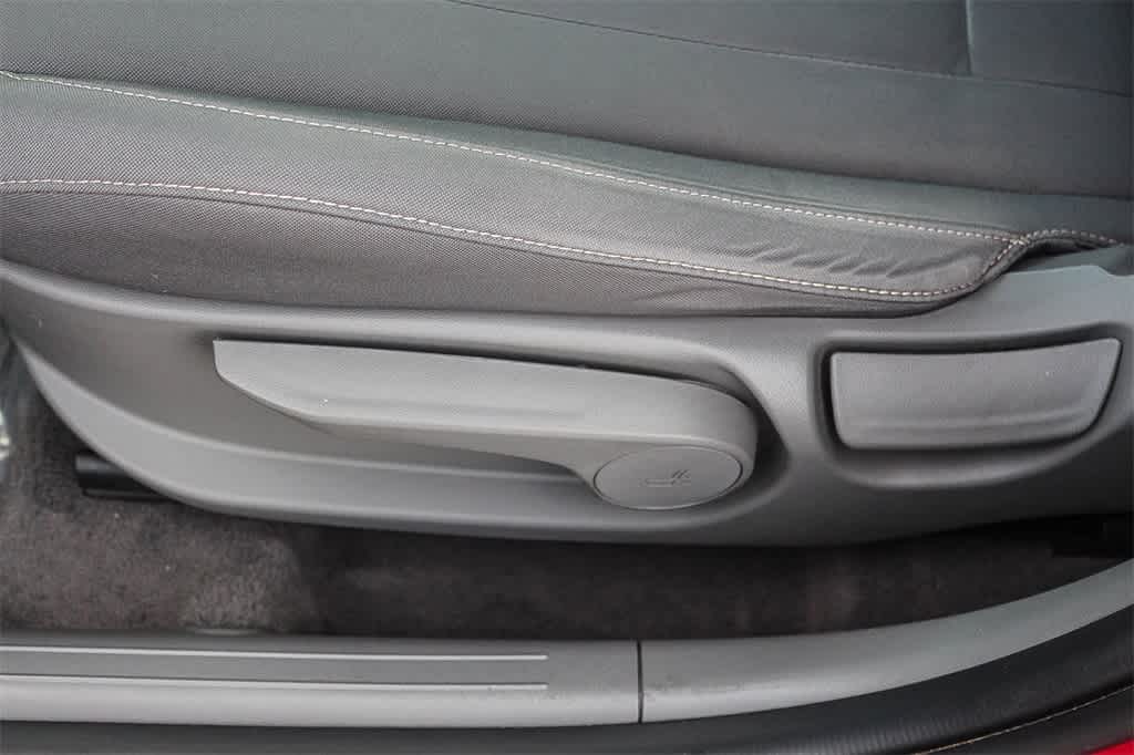 Thumbnail: 2023 Hyundai Elantra - 21