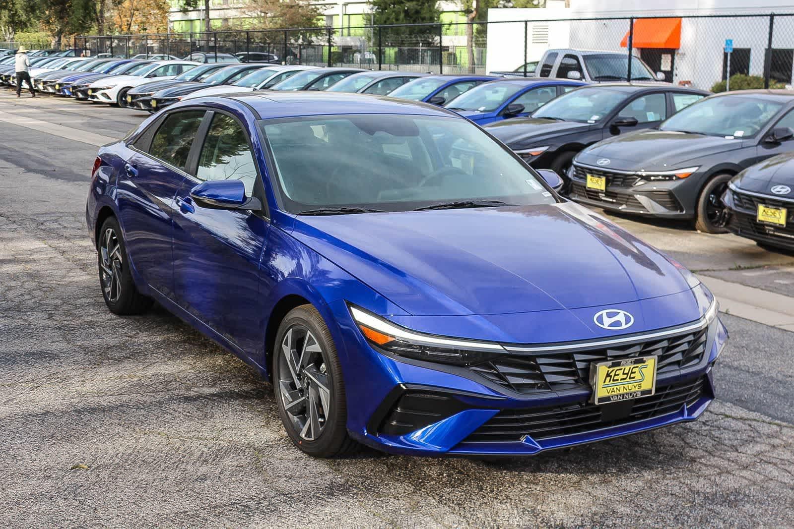 Thumbnail: 2026 Hyundai Elantra - 3