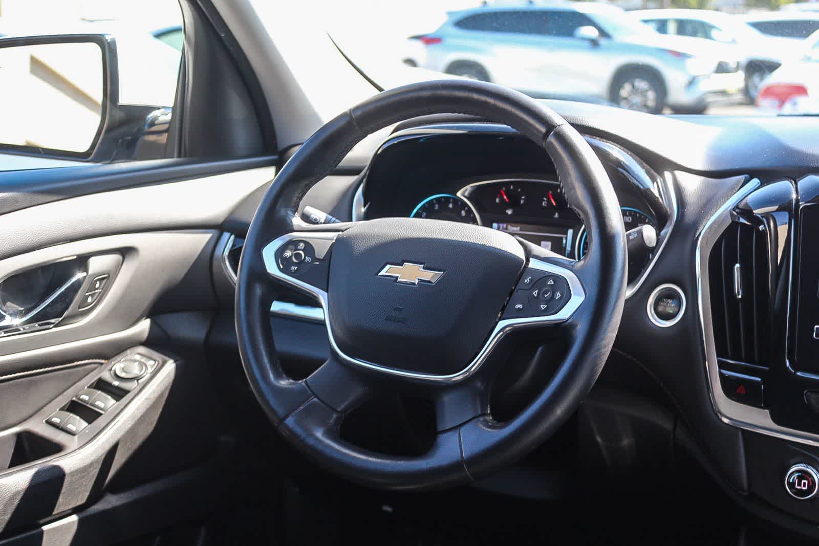 Thumbnail: 2018 Chevrolet Traverse - 22