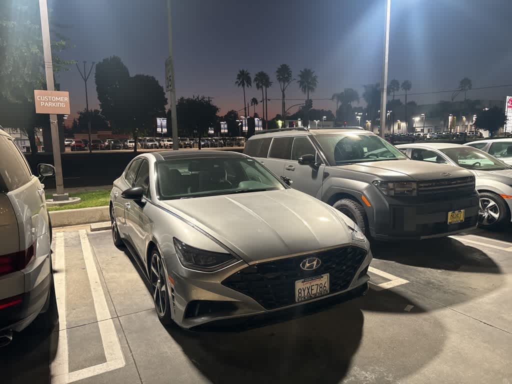 Thumbnail: 2021 Hyundai Sonata - 10