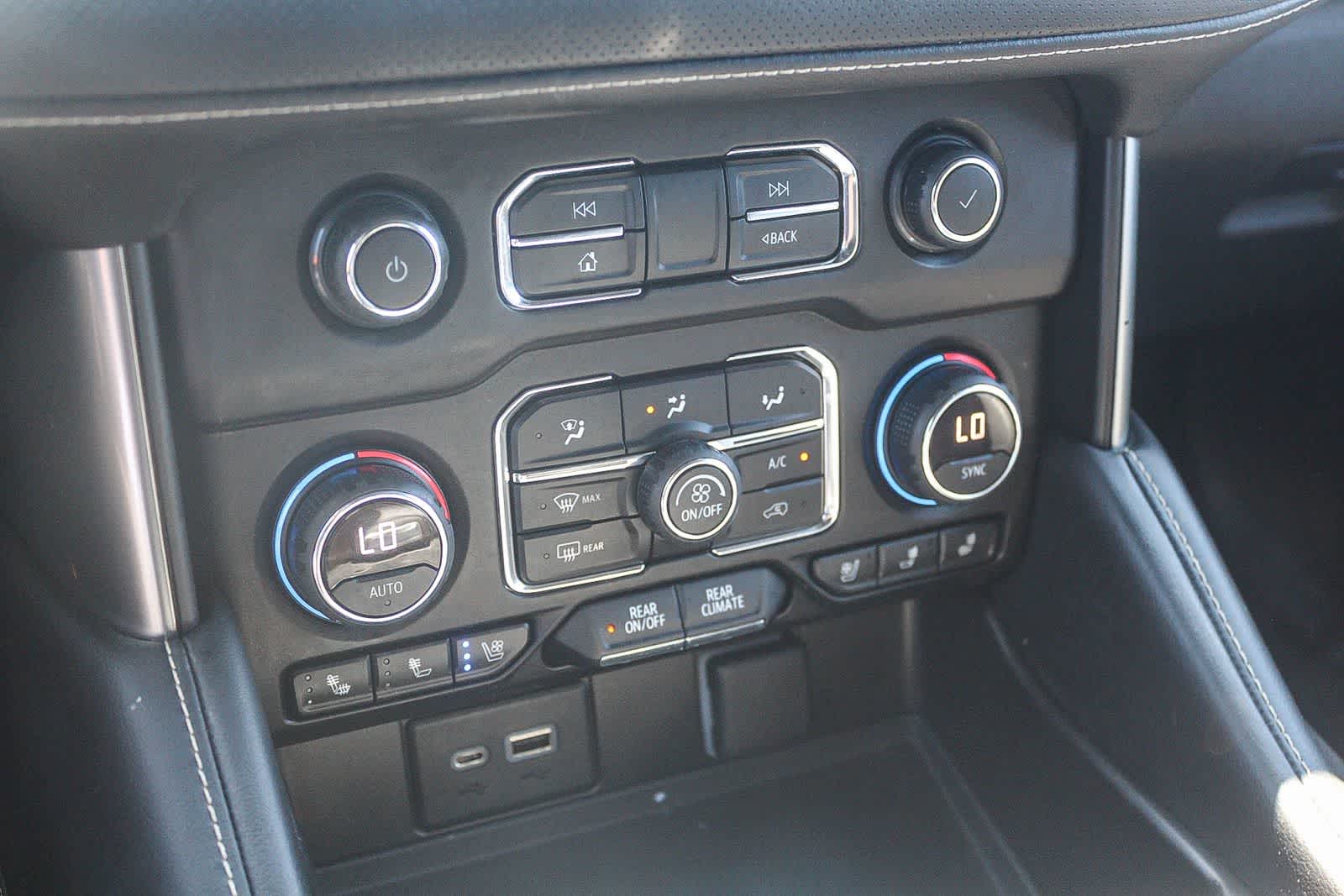 Thumbnail: 2021 Chevrolet Tahoe - 35