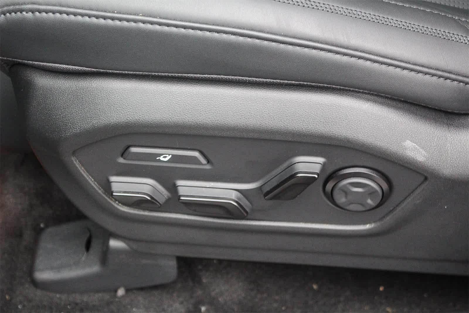 Thumbnail: 2026 Hyundai Santa Fe - 29