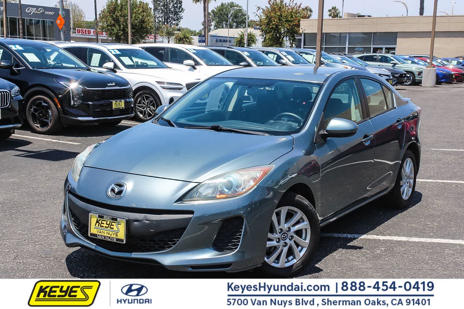 2013 Mazda Mazda3 i Touring -
                  Van Nuys, CA