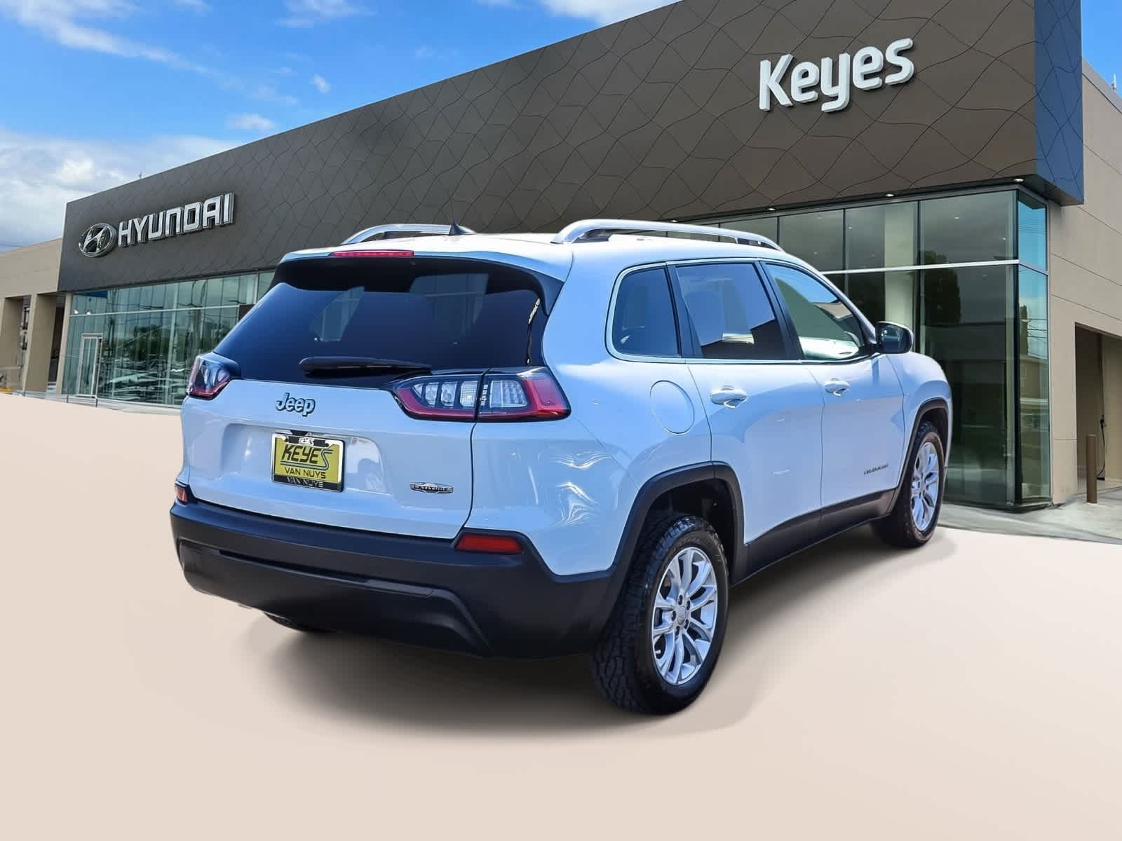 Thumbnail: 2019 Jeep Cherokee - 4
