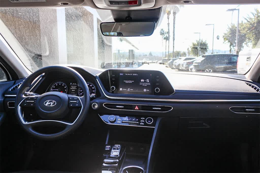 Thumbnail: 2022 Hyundai Sonata - 16