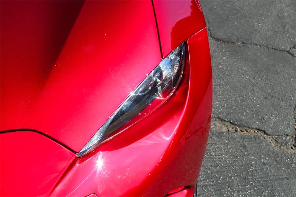 Thumbnail: 2022 Mazda MX-5 Miata - 12