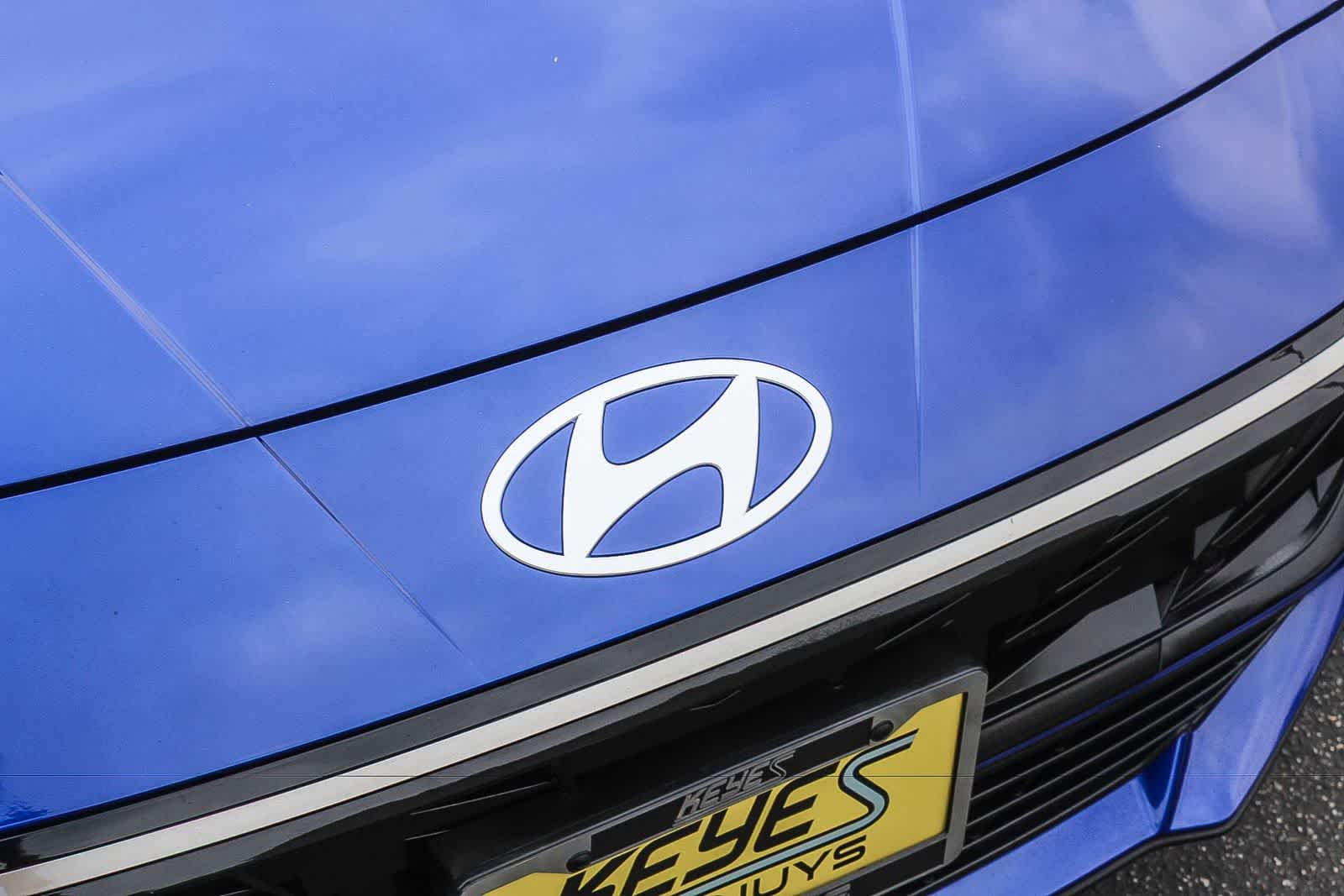 Thumbnail: 2025 Hyundai Elantra - 14