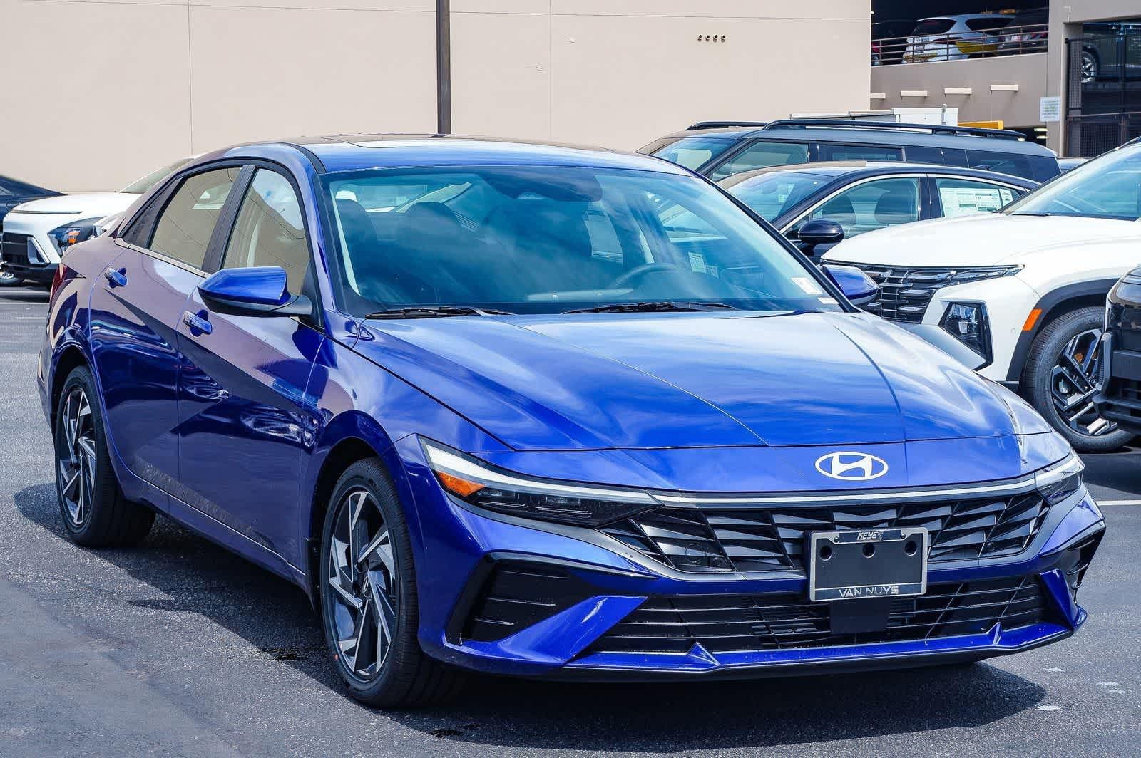 Thumbnail: 2025 Hyundai Elantra - 6