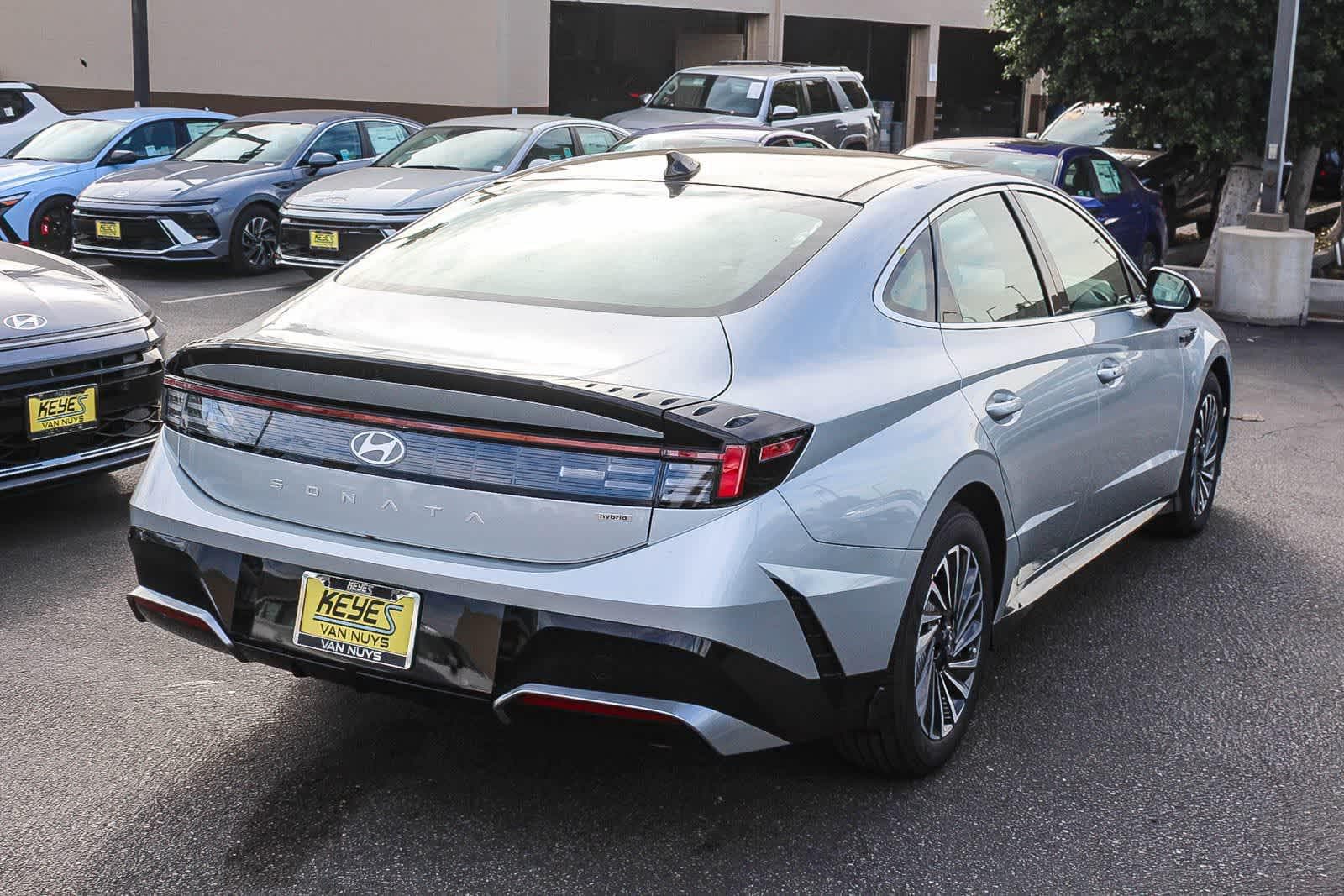 Thumbnail: 2026 Hyundai Sonata - 4