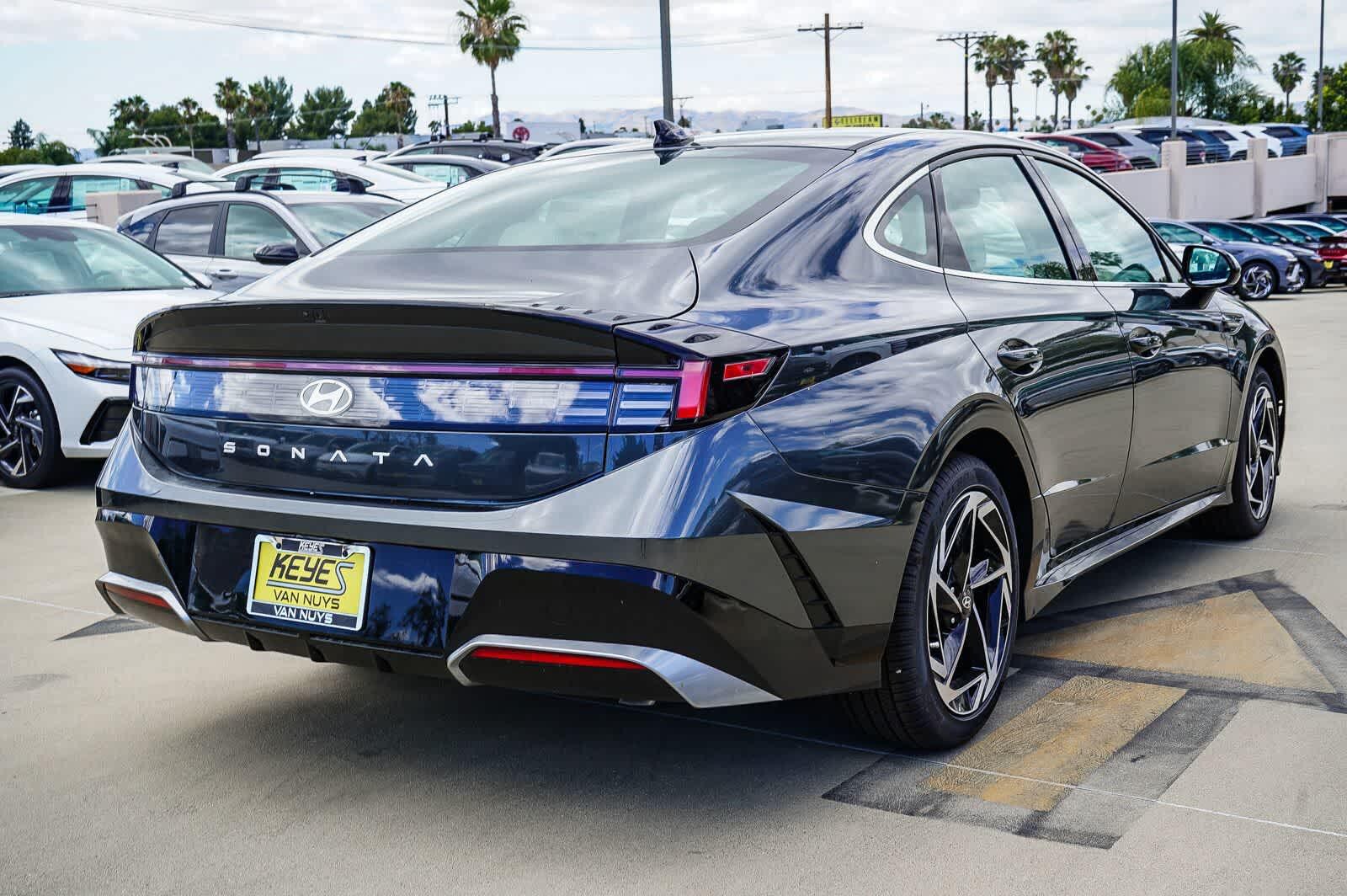 Thumbnail: 2026 Hyundai Sonata - 4