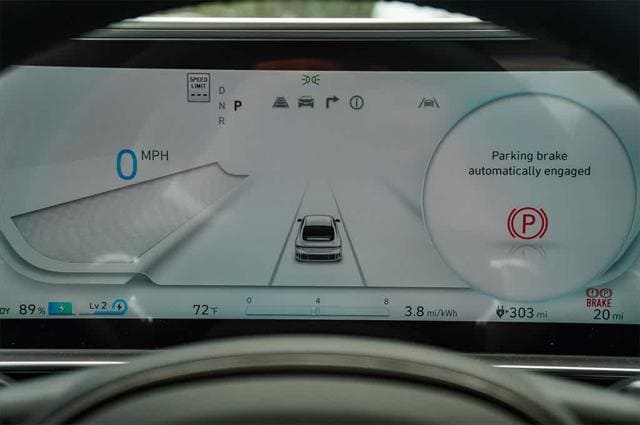 Thumbnail: 2025 Hyundai Ioniq 6 - 28