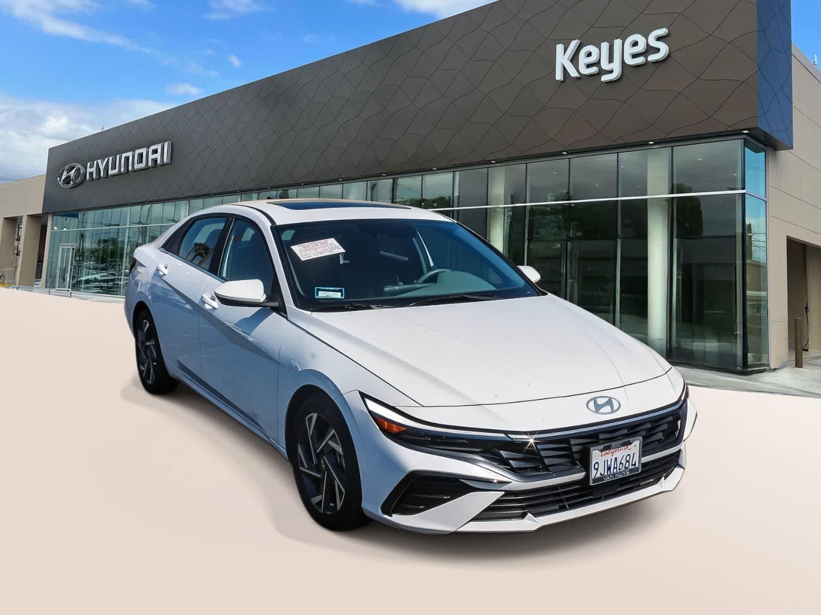 Thumbnail: 2024 Hyundai Elantra - 3