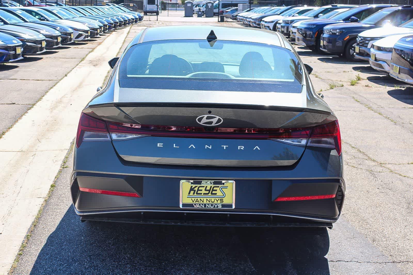 Thumbnail: 2026 Hyundai Elantra - 6