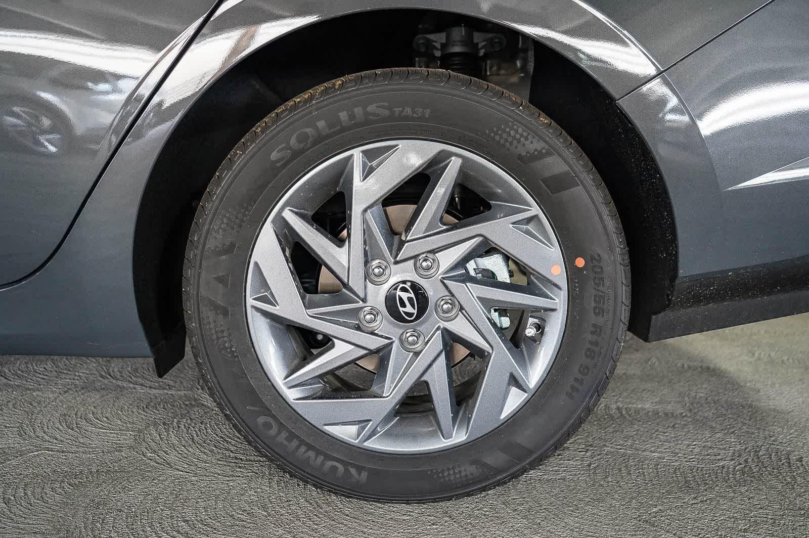 Thumbnail: 2026 Hyundai Elantra - 9