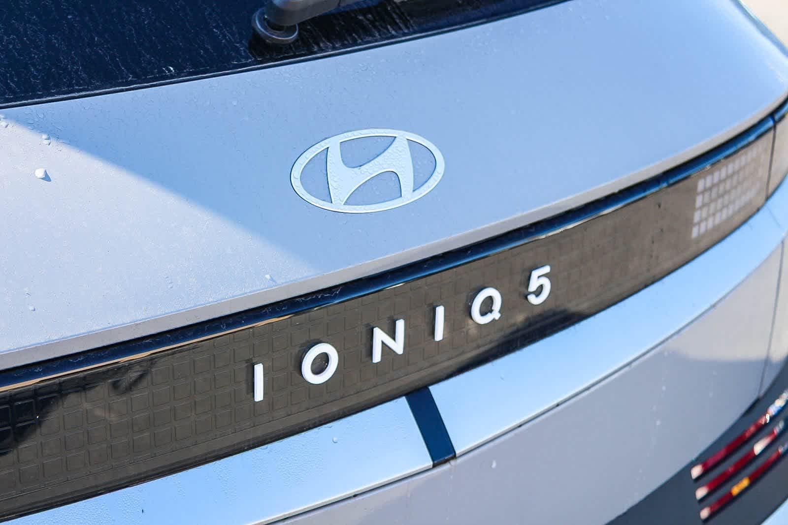 Thumbnail: 2026 Hyundai Ioniq 5 - 14