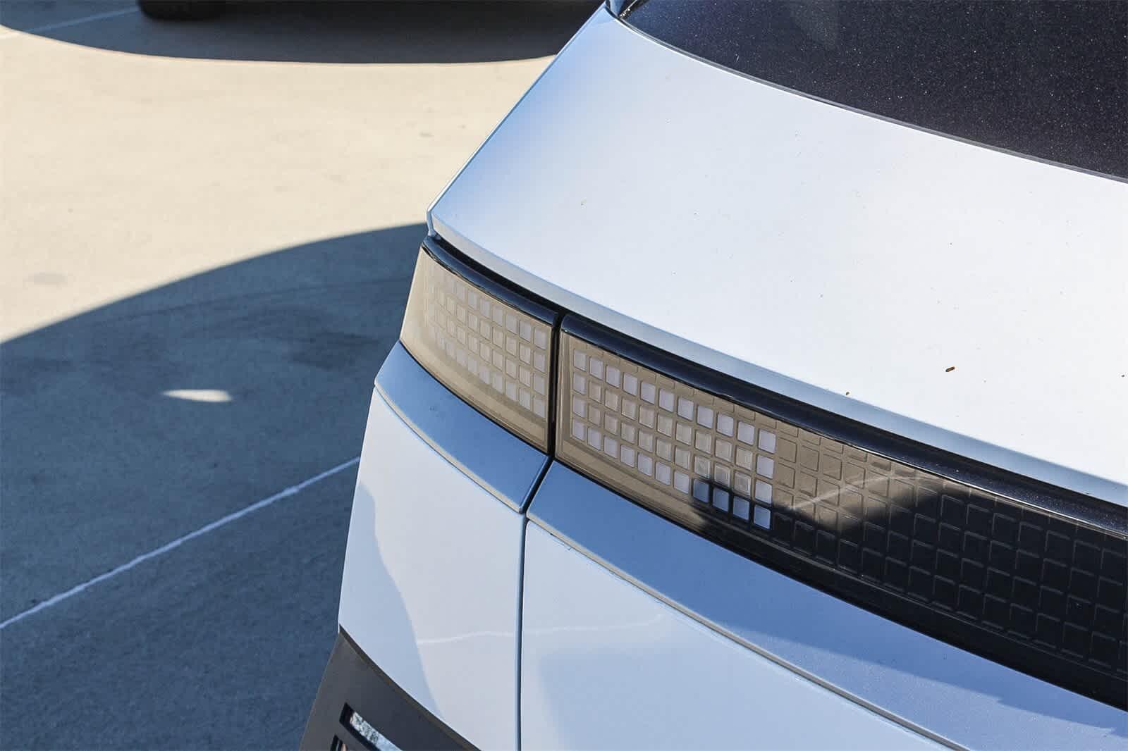 Thumbnail: 2026 Hyundai Ioniq 5 - 8